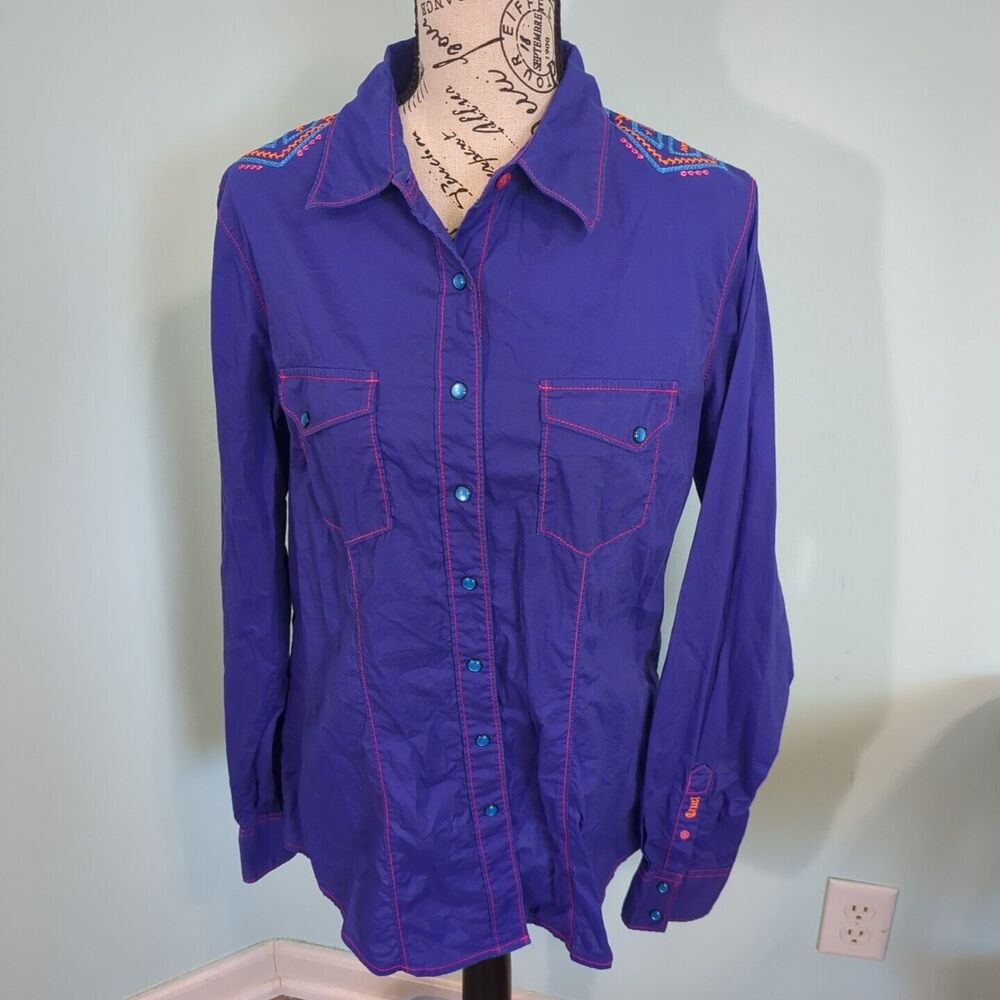 Cruel Women's Long Sleeve Arena Fit Plain Weave Purple Button-Up Shirt pearl sna